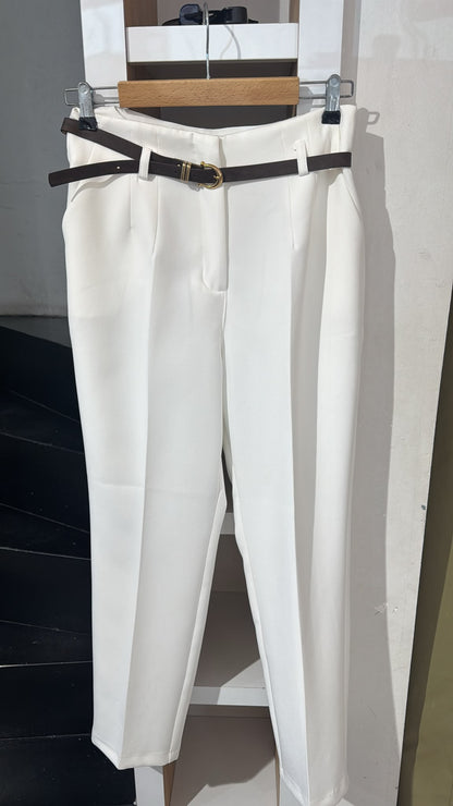 Kemerli Klasik Pantolon Beyaz