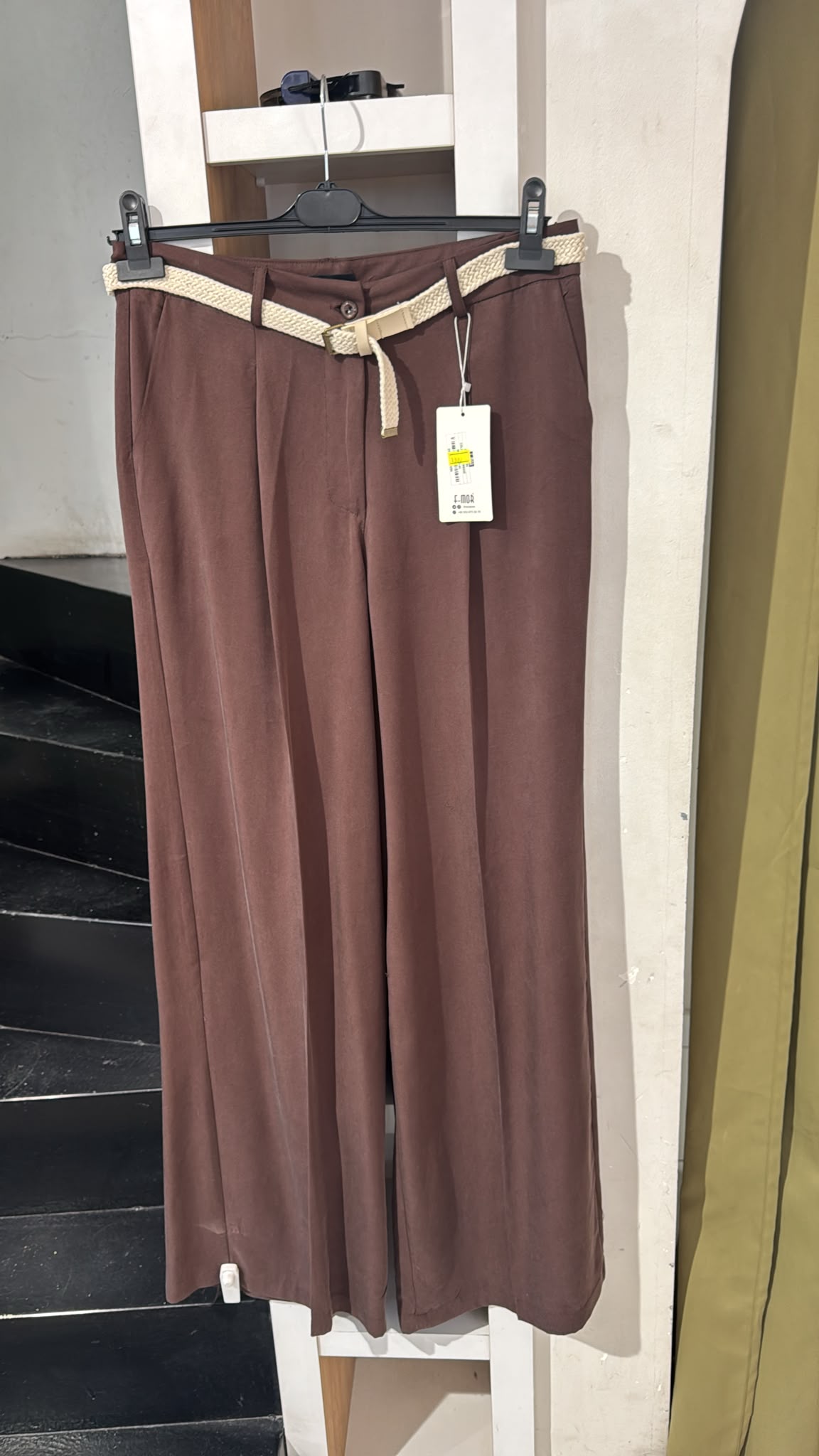 Örgü Kemerli Bol Paça Pantolon