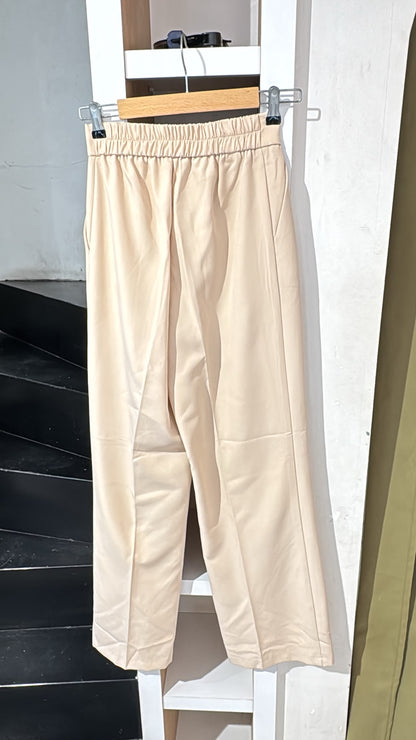 Arkası Lastikli Bol Paça Pantolon